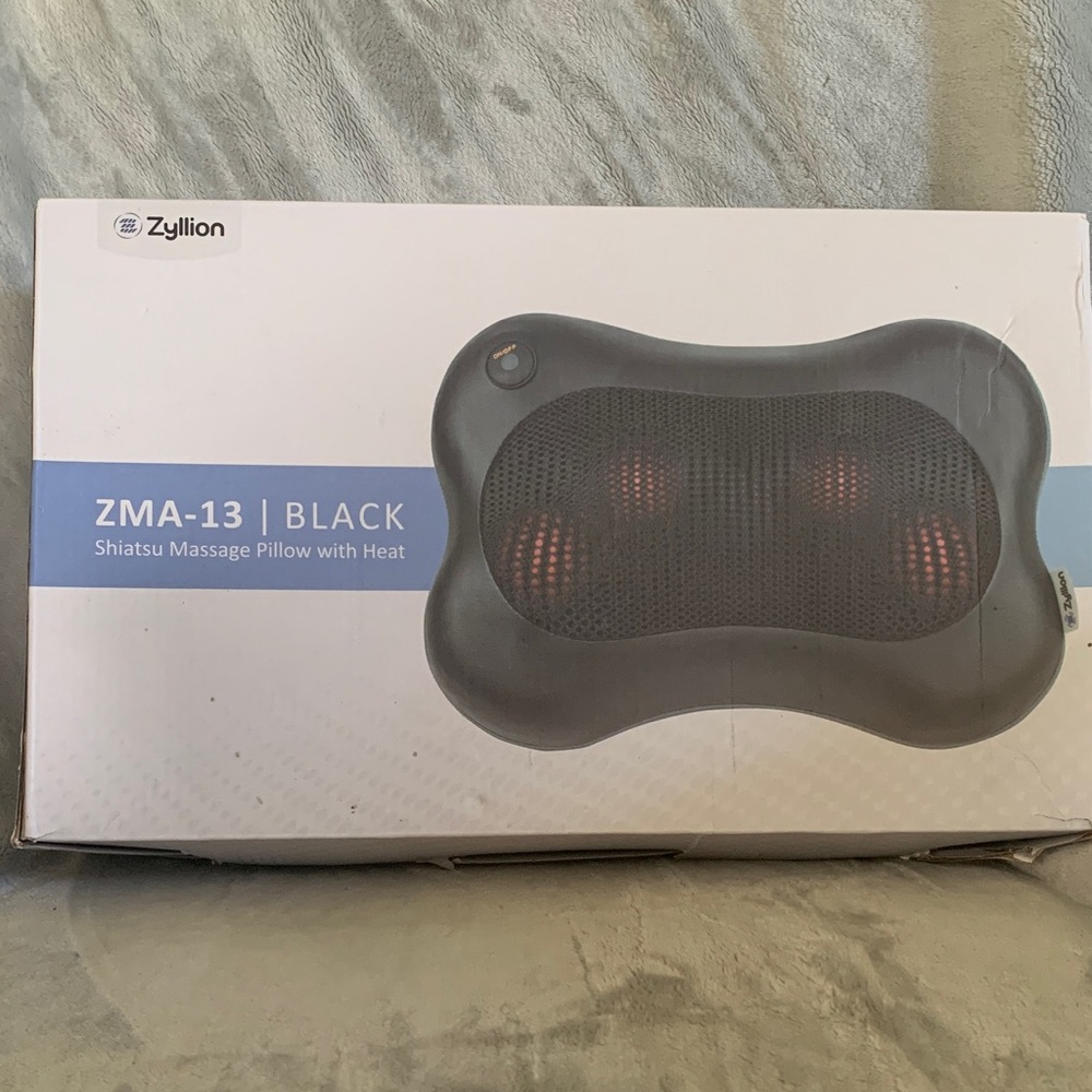 ZMA-13 Black Shiatsu Massage Pillow with Heat